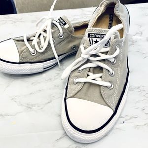 Converse Chuck Taylors